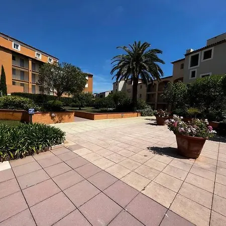 Bel Au Coeur De La Marina Port
