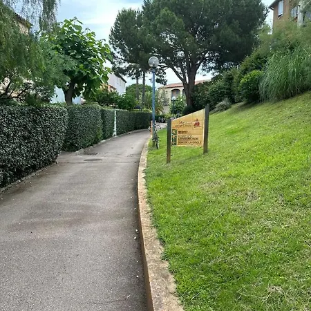 Bel Au Coeur De La Marina Port